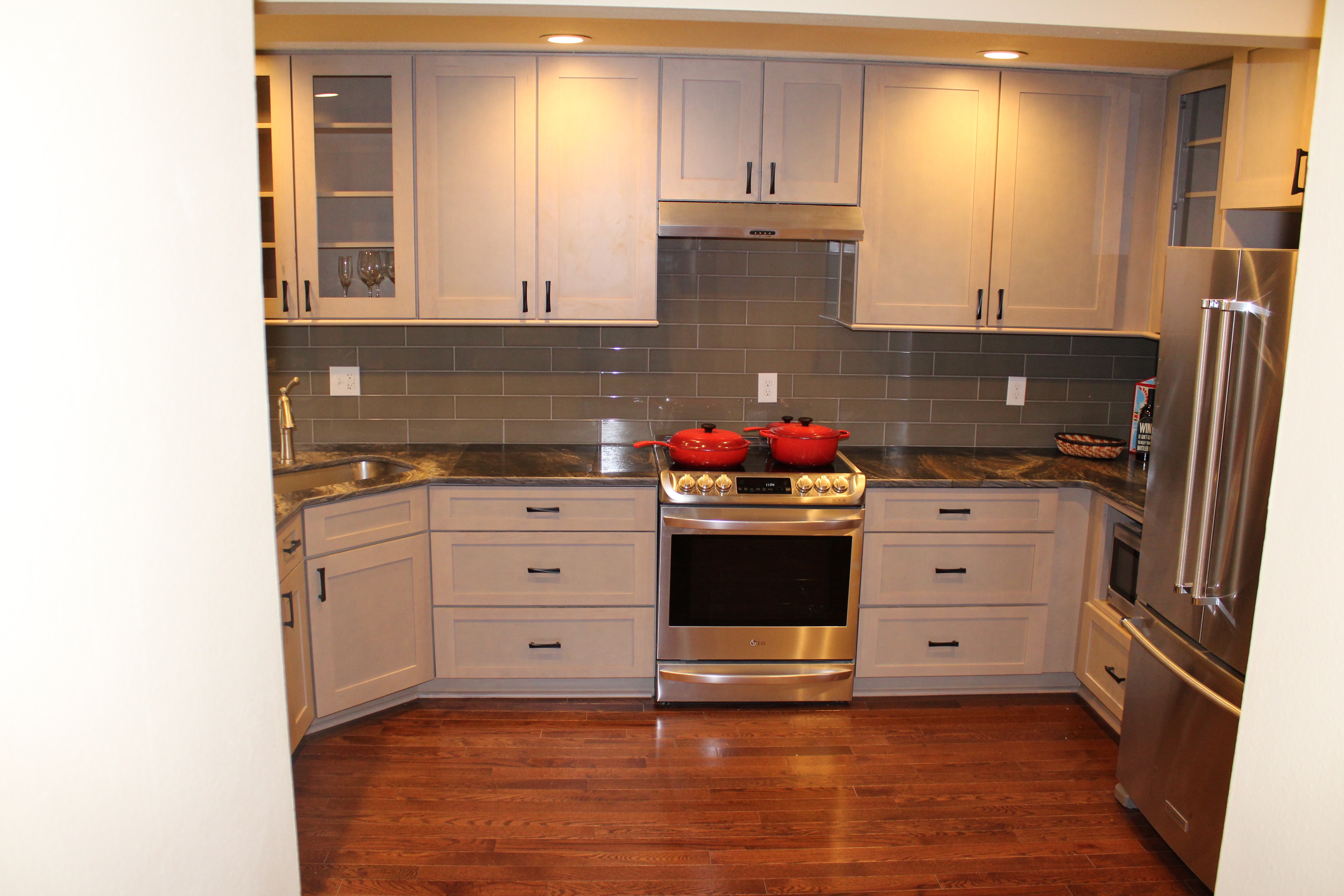 Stove/Cabinets After