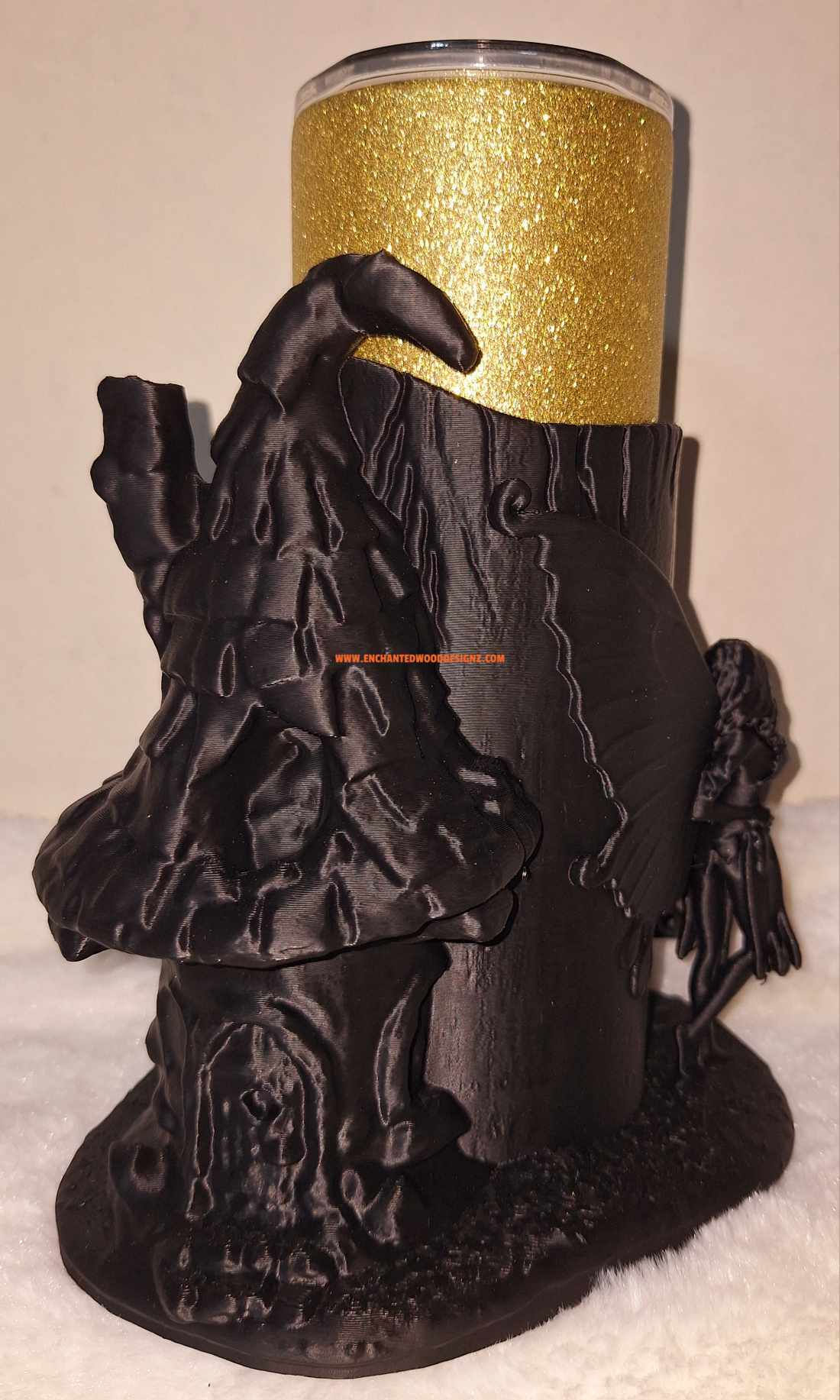 Fairy & Fairy house w/mushrooms Hugger