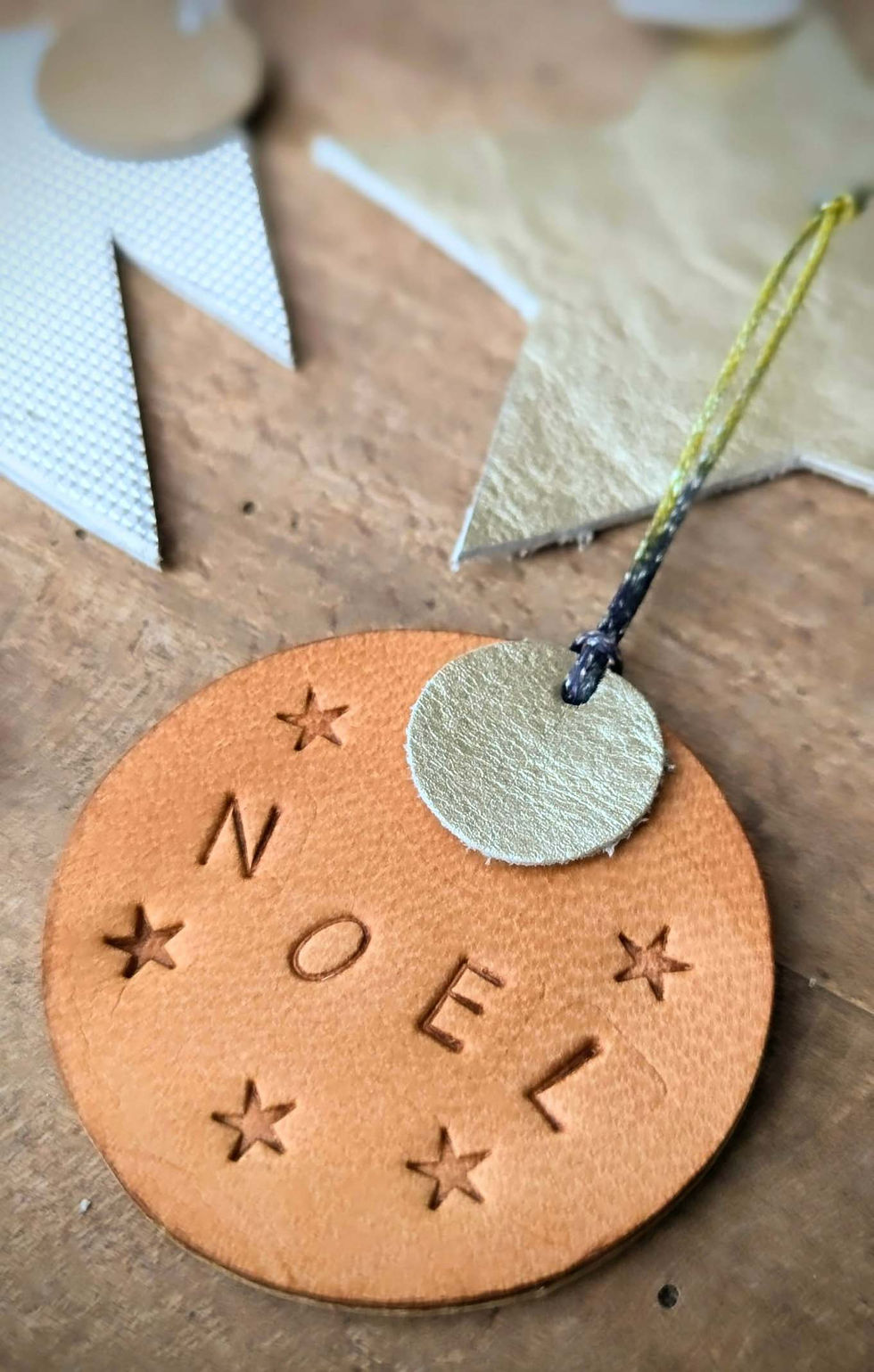 Miniature : deco-noel-cuir-atelier-maroquinerie