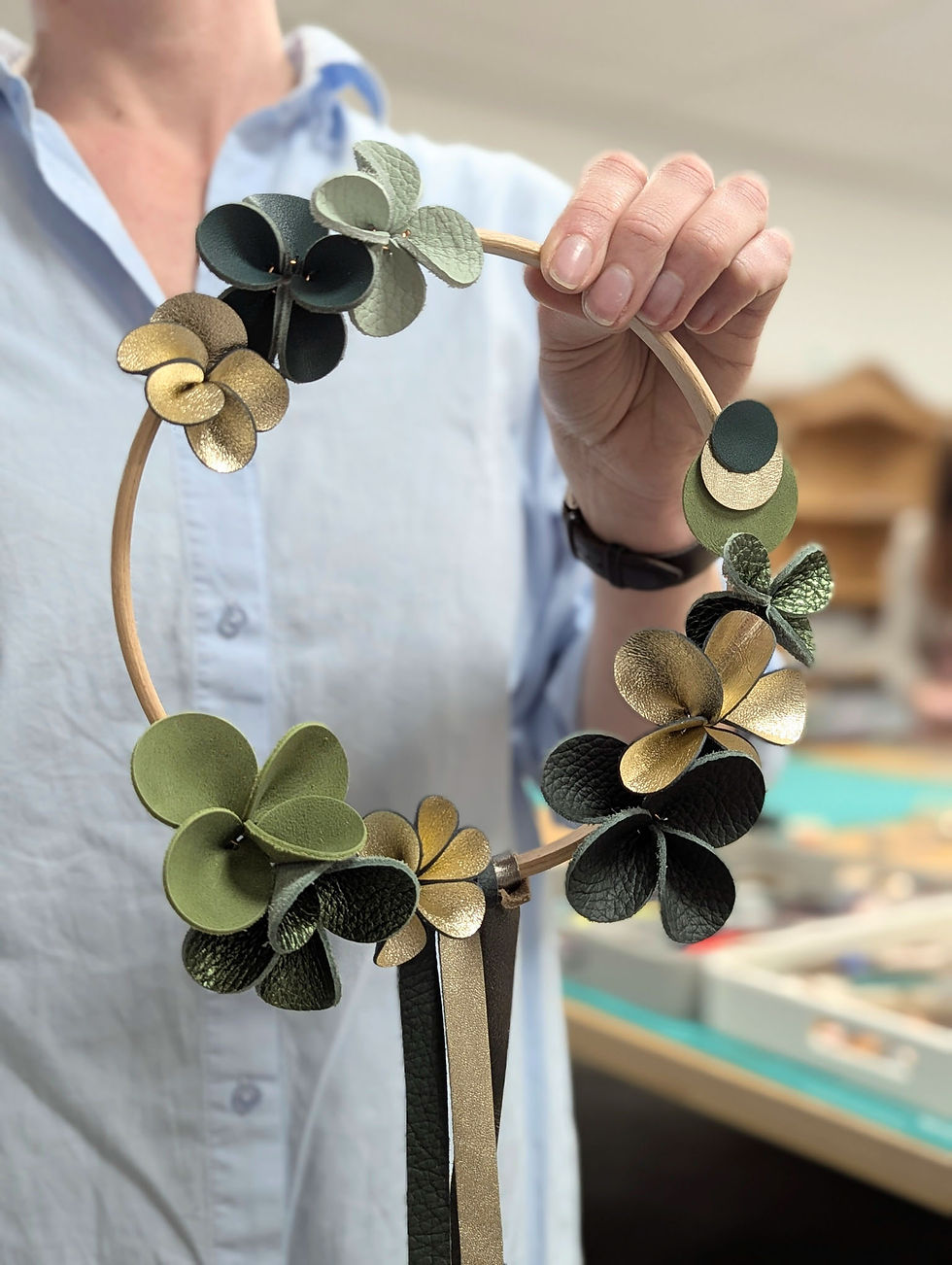 Miniature : ATELIER | Couronne en cuir