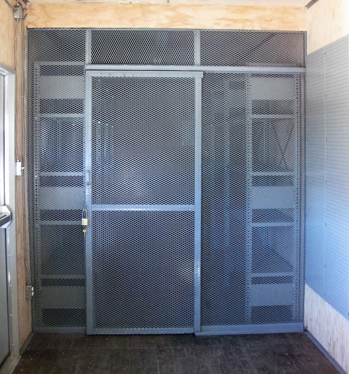 PARTITION WALLS — Modified Containers available from Container Distribution