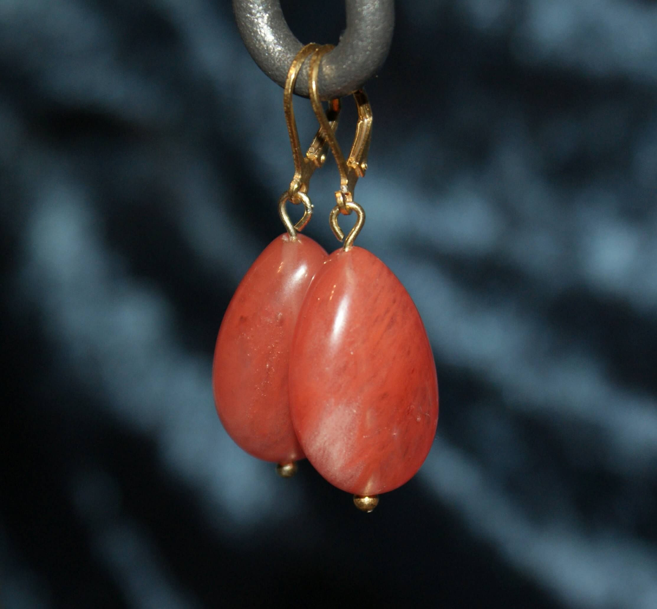 Elegante Ohrringe / Ohrhänger aus Erdbeerquarz von Mayd in Germany Edelsteinschmuck