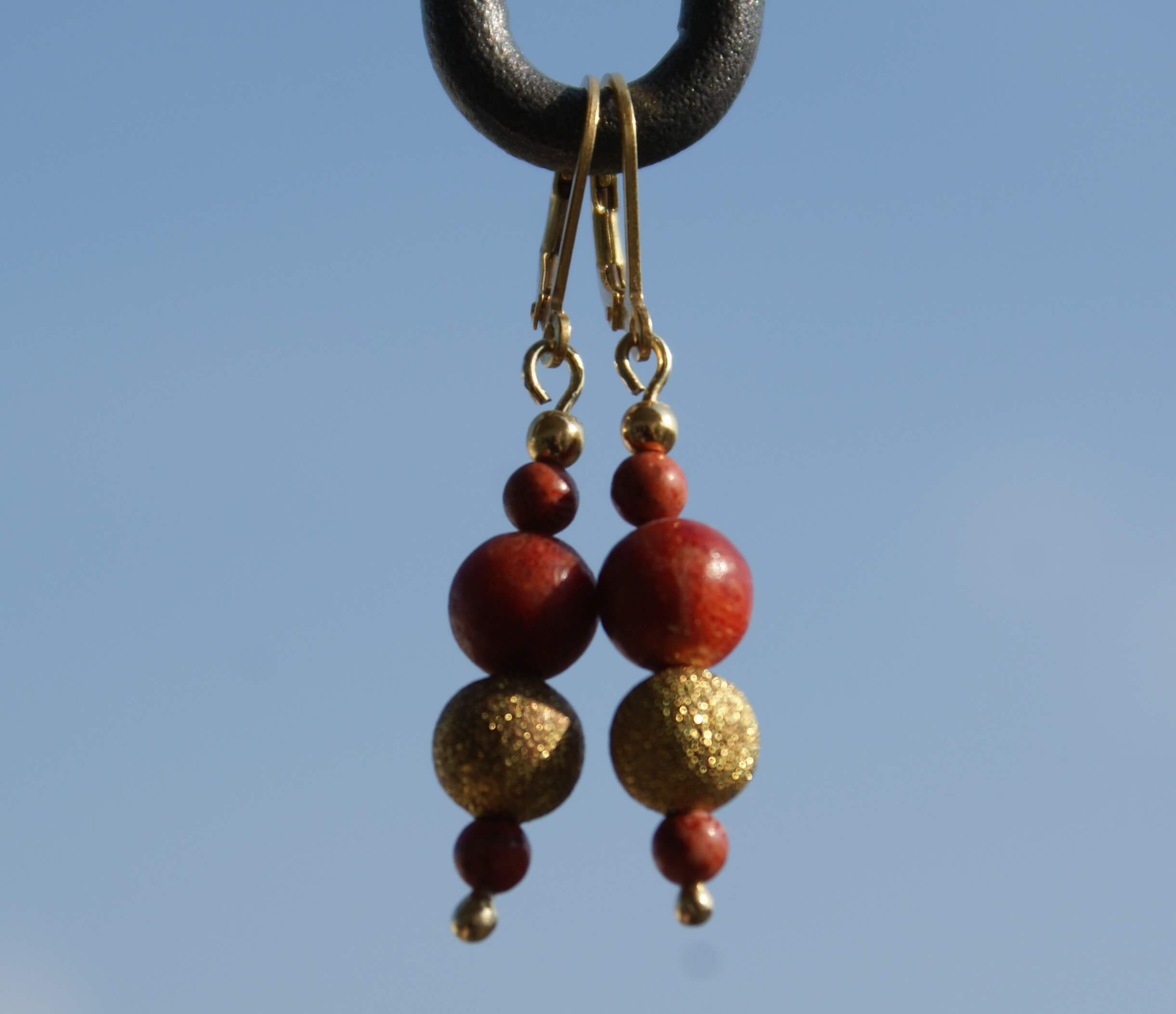 Ohrringe aus Koralle von Mayd in Germany Edelsteinschmuck