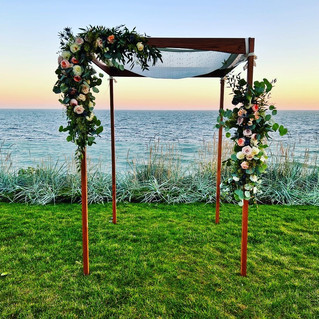 Cape Cod Oak Chuppah