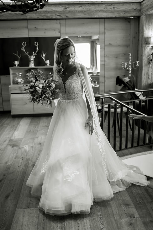 Nathalie_Stefan_041024_WakeUpWeddings_scaled-126.jpg