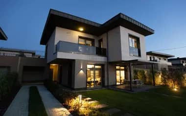 Thumbnail: House for sale 