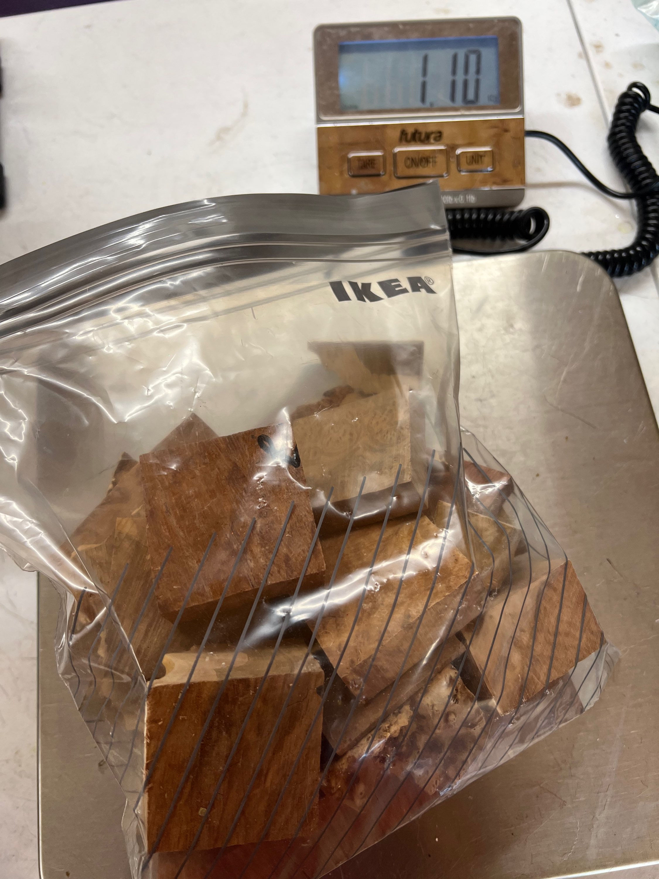 1 kg of Burr Offcuts