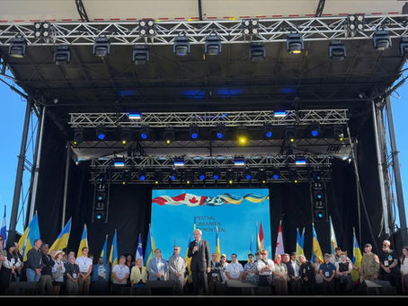 ВИСТУП ЕВГЕНА ЧОЛІЯ ПІД ЧАС УКРАЇНСЬКОГО ФЕСТИВАЛЮ