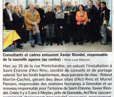02-02-2010 Consultants et cadres entourent Xavier Riondel, responsable de la nouvelle agence ACT’RMC
