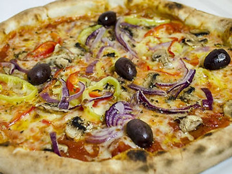 Hytta Pizzeria – koselig spisested i Tvedestrand for familie, venner og små anledninger
