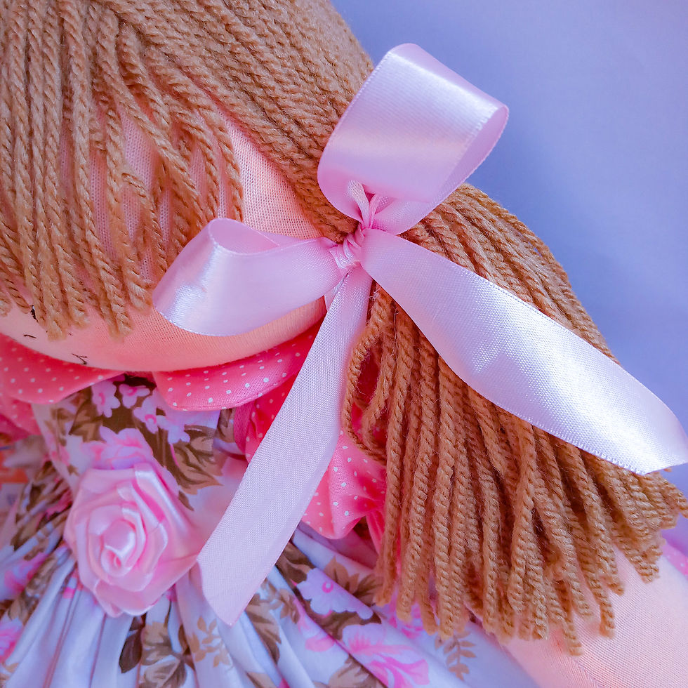 Miniatura: Boneca modelo Lola