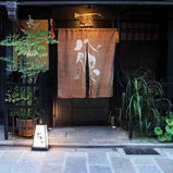 8 Cara Instan Dekorasi Restoran untuk Grand Opening yang Mepet 