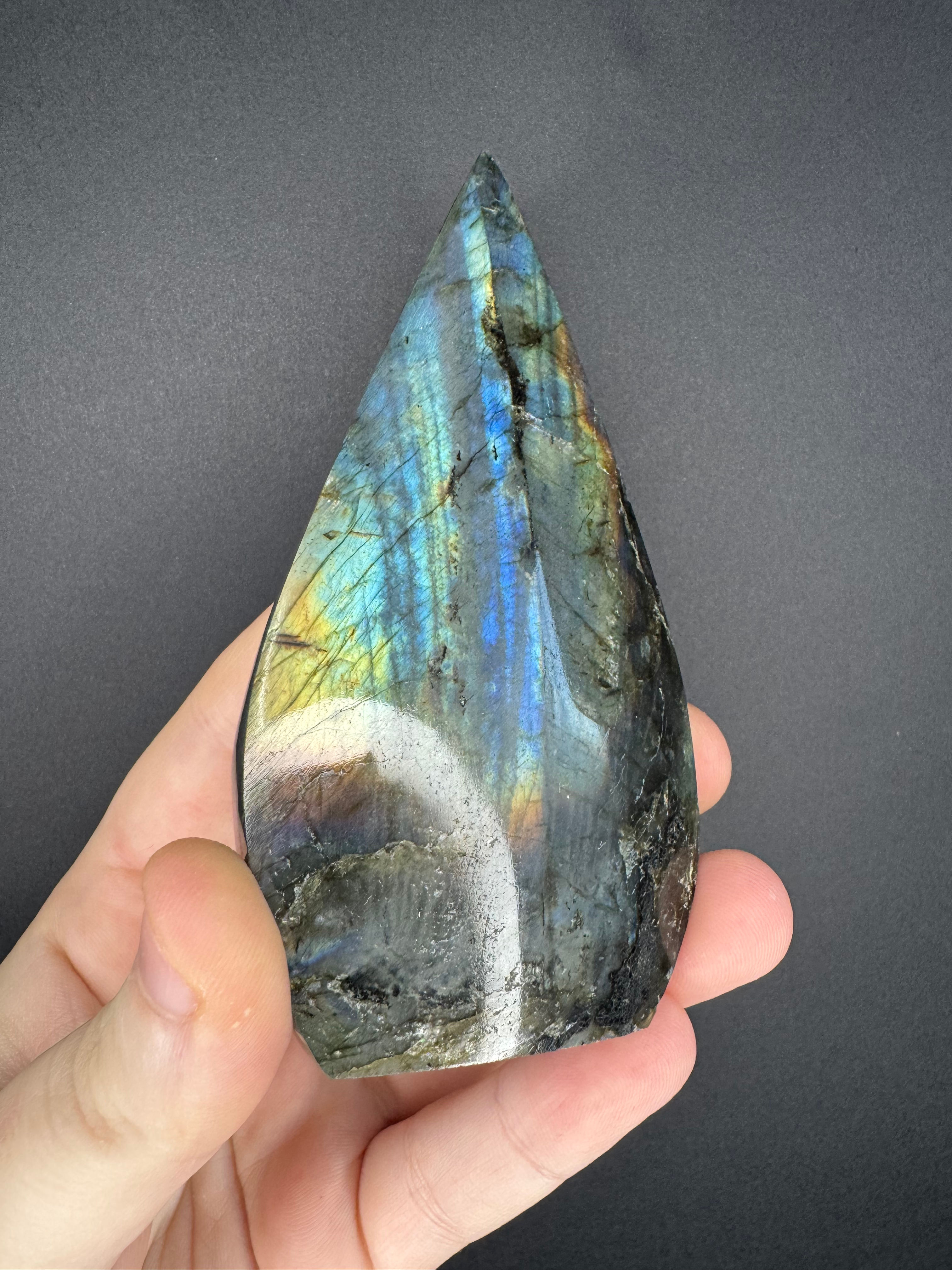 Spectrolite (labradorite from Finland) freeform 132g sf3