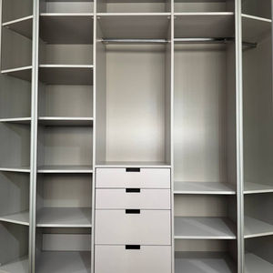 Projet — Dressing sur mesure “Élégance Pliée”