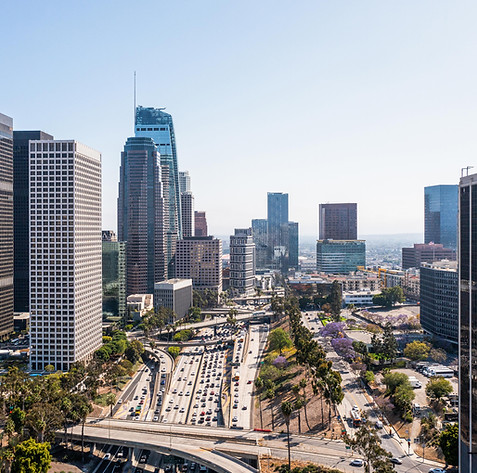 Vista aérea de corredor urbano e industrial — cobertura terrestre nacional México y cross-border Supplink