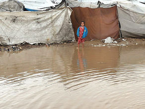 מעשה ידיי טובעים ואתם אומרים שירה