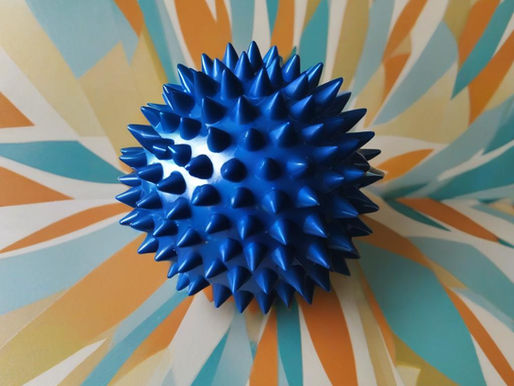 How to Use a Spikey Massage Ball: A Comprehensive Guide