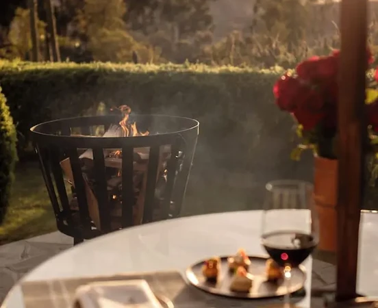 Dégustation de vin et tapas au coin du feu sur une terrasse privée face au Canyon de Colca