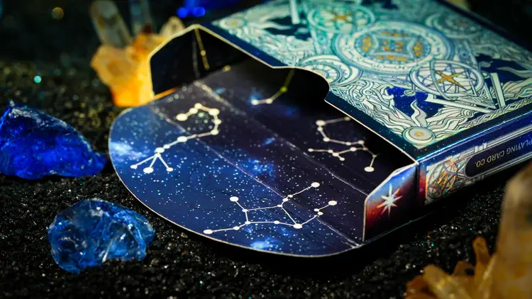Thumbnail: Zodiac Astrology Chart Playing Cards (奢華冷燙啤牌-十二星座占星圖撲克牌)