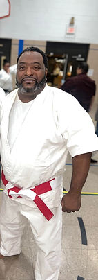 350110297_498514685744357_1209910641308060995_n_edited.jpg