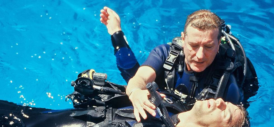 Rescue-Divers-course-by-Namloo-Divers-Ph