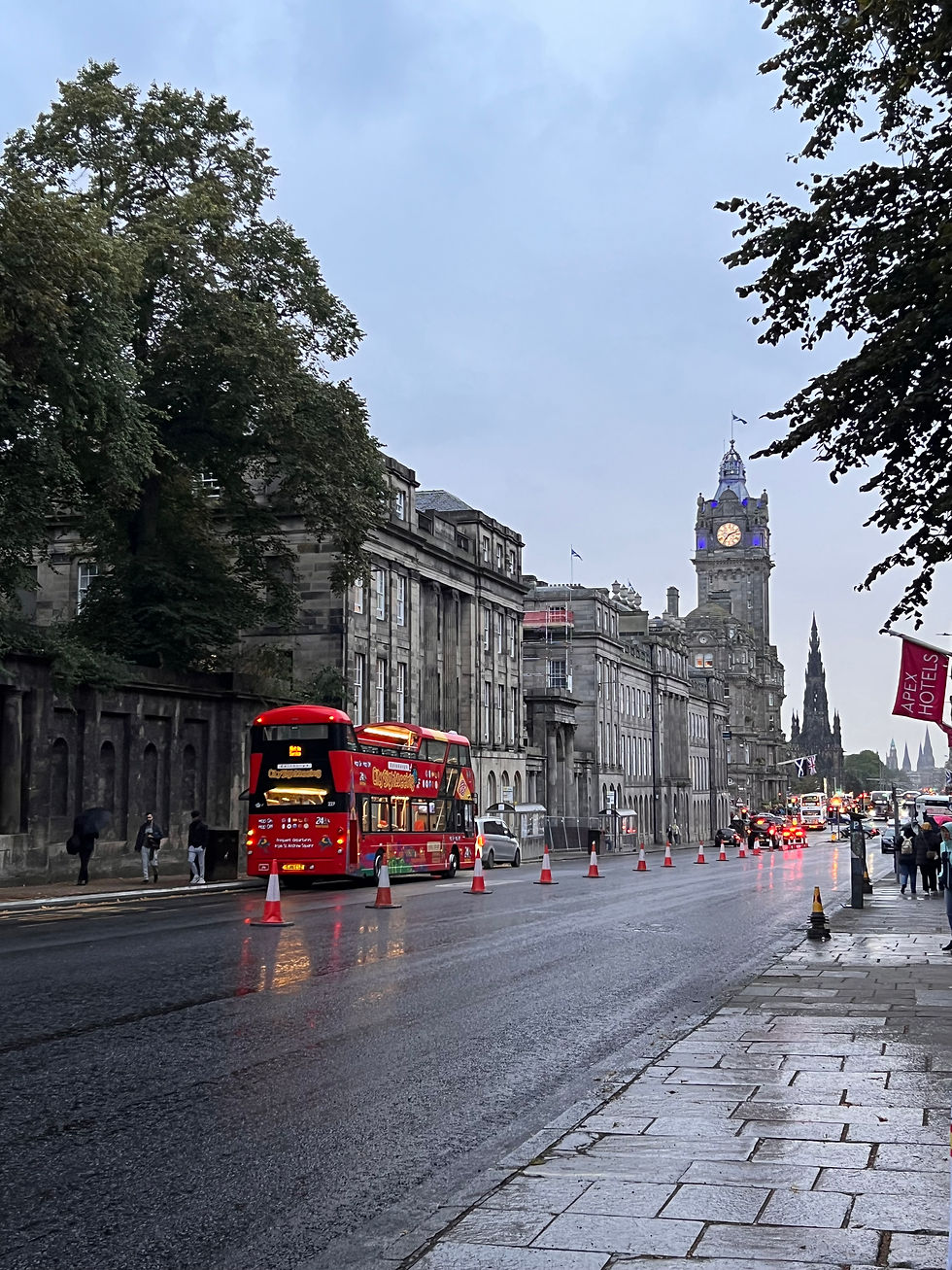 Edinburgh: Onde o passado medieval ganha vida a cada esquina