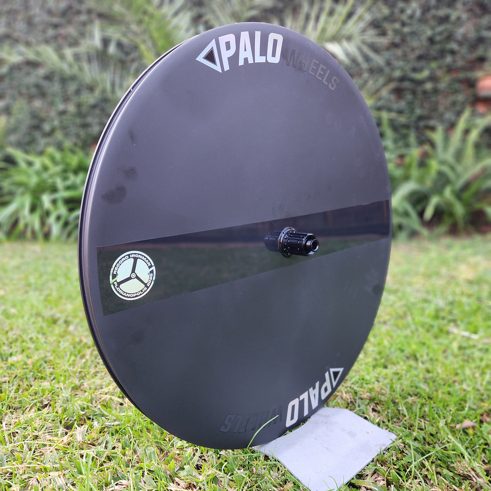 tienda de bicicletas online, accesorios para ciclistas profesionales, ruedas personalizadas para triatlón, equipamiento para ciclismo de ruta, repuestos para bicicletas de competición, ruedas de carbono para triatlón, bicicletas de alto rendimiento, componentes premium para ciclismo, ropa técnica para ciclistas, tienda de ciclismo en Argentina, bicicletas y accesorios para triatlón, llantas y ruedas a medida para ciclismo, artículos para ciclistas serios, personalización de bicicletas de ruta, venta de bicicletas y equipamiento ciclista.