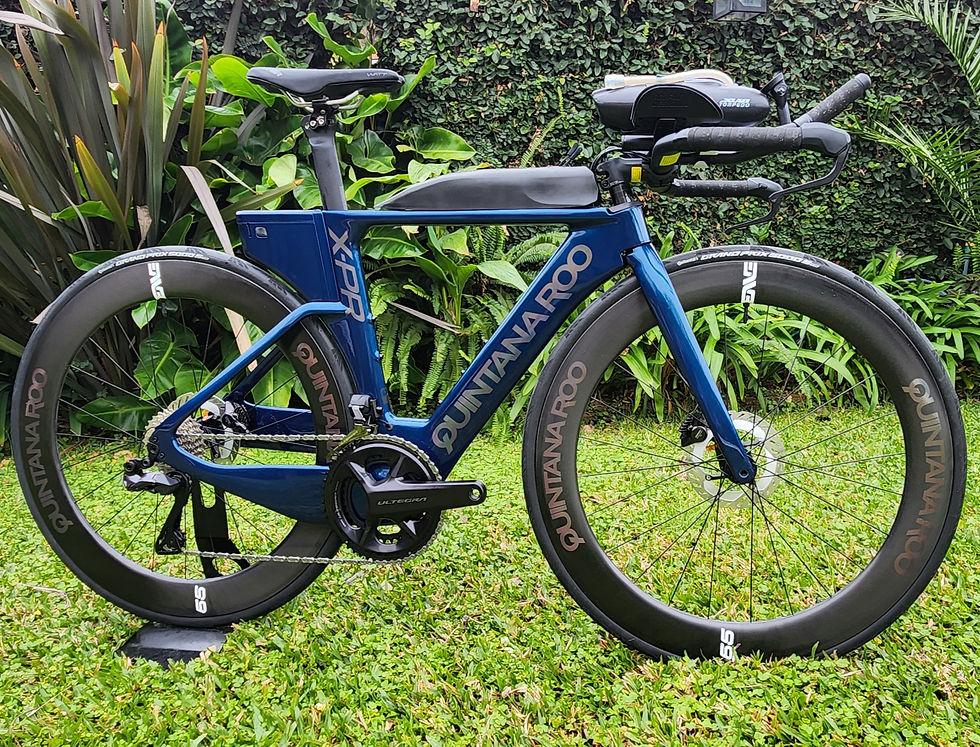 tienda de bicicletas online, accesorios para ciclistas profesionales, ruedas personalizadas para triatlón, equipamiento para ciclismo de ruta, repuestos para bicicletas de competición, ruedas de carbono para triatlón, bicicletas de alto rendimiento, componentes premium para ciclismo, ropa técnica para ciclistas, tienda de ciclismo en Argentina, bicicletas y accesorios para triatlón, llantas y ruedas a medida para ciclismo, artículos para ciclistas serios, personalización de bicicletas de ruta, venta de bicicletas y equipamiento ciclista.