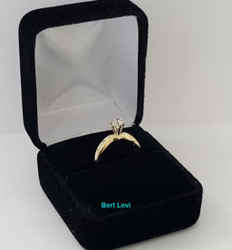 0.41 ct 14K Yellow Gold Round Brilliant Cut Diamond Solitaire Engagement Ring 