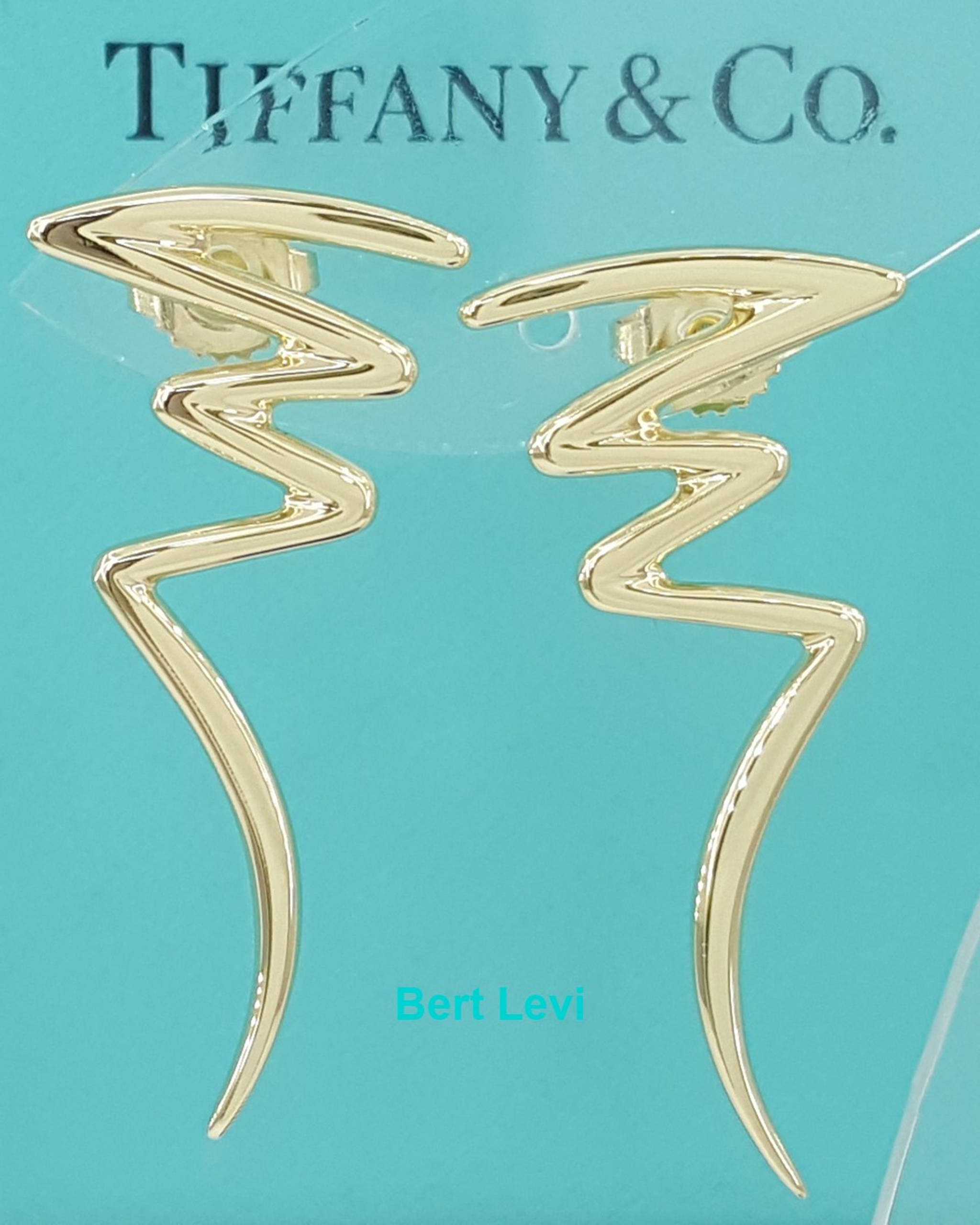 Tiffany & Co Paloma Picasso 18K Yellow Gold Zig Zag Earrings 5.5 Grams 1.39"
