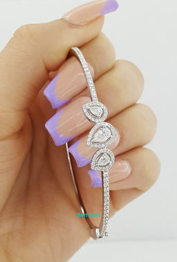 Pear & Round Cut Diamonds 1.2 ct Bangle Bracelet 18K White Gold 6.5"