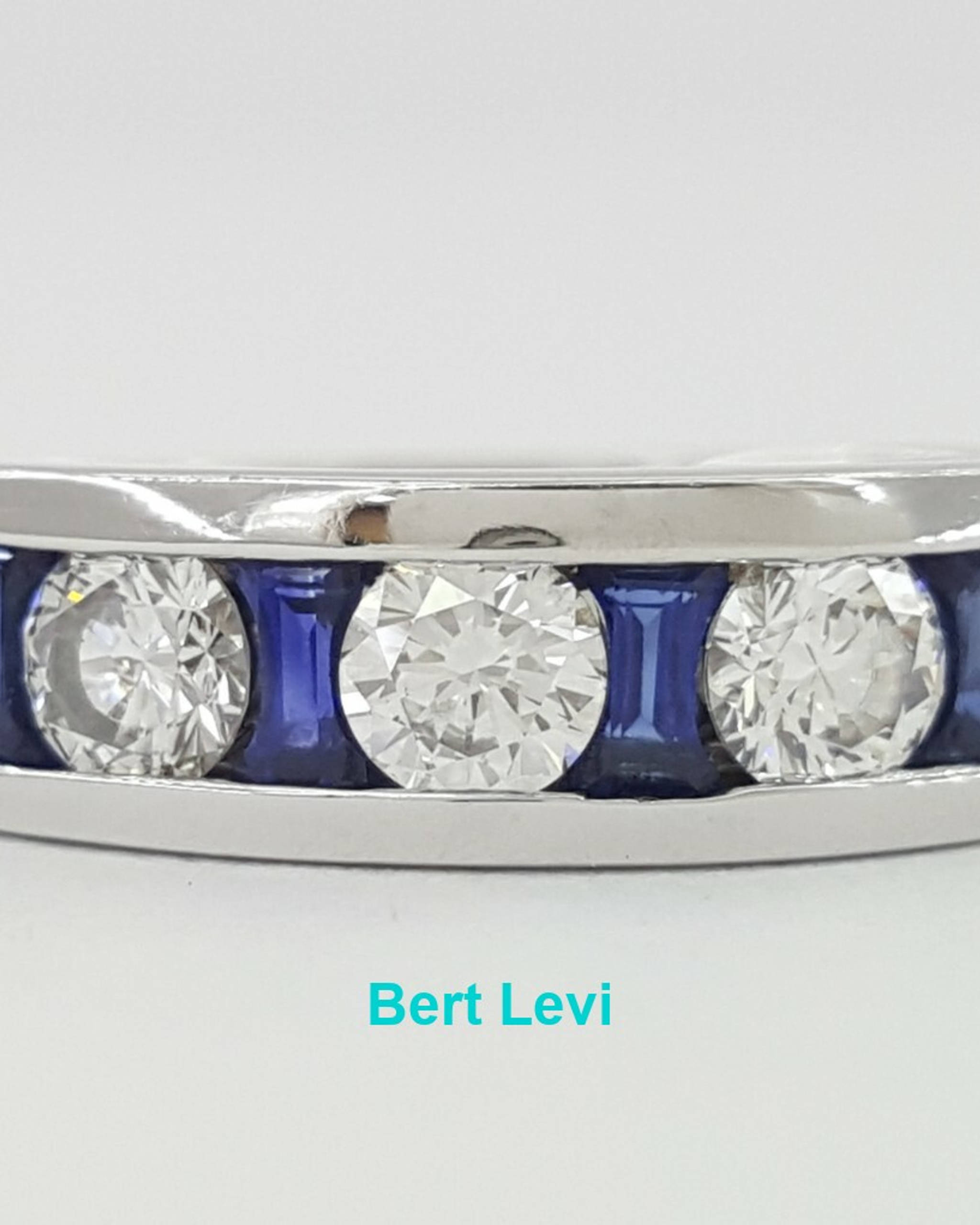 A.Jaffe Round Diamond & Blue Sapphire Wedding Band Ring 1.5 ct 18K White Gold