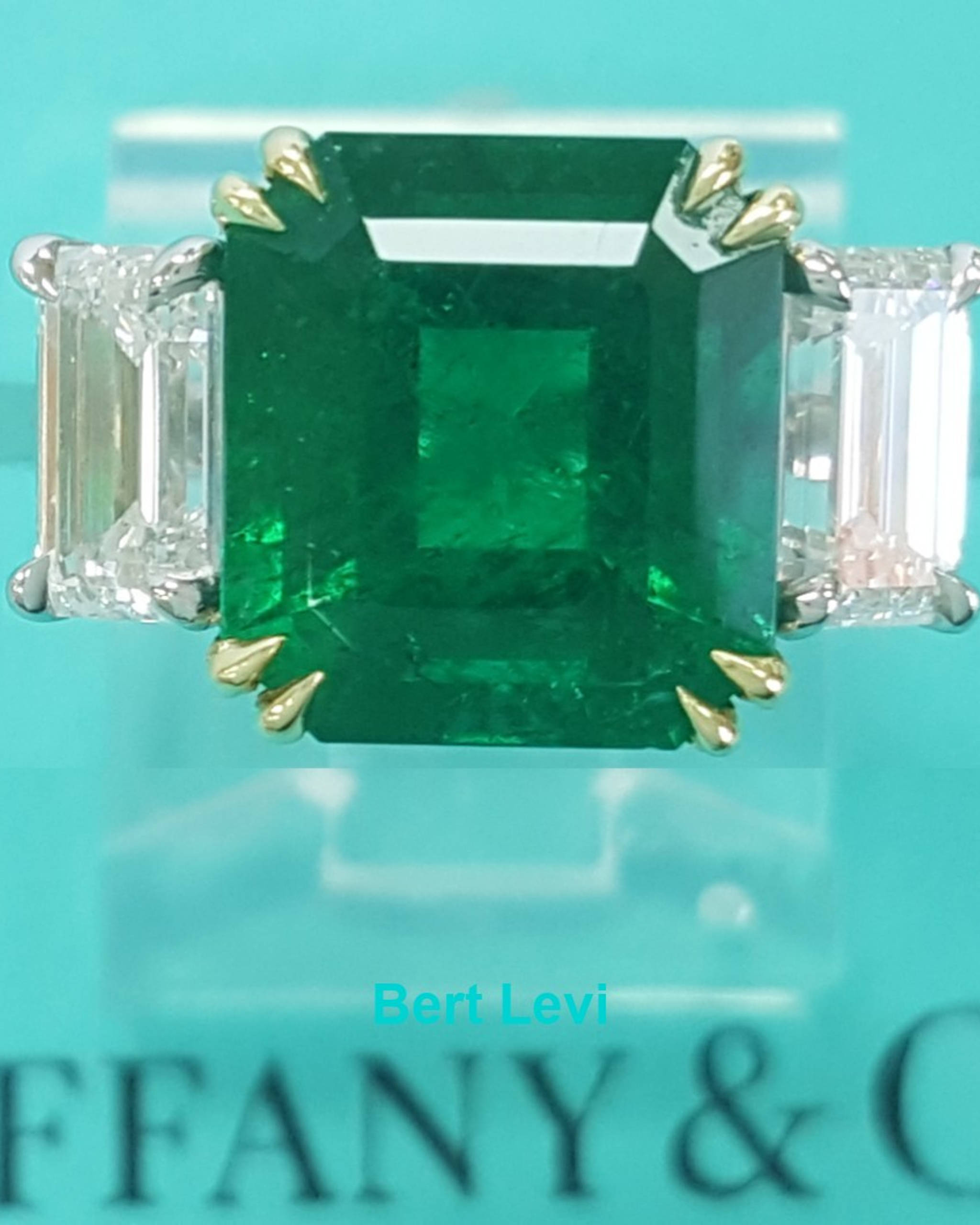 Vintage Tiffany & Co. Three 3 Stone Emerald Ring 5.71 ct Platinum & 18k 1980's