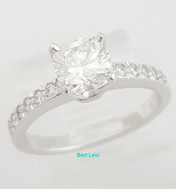 Tiffany & Co Novo Cushion Cut Diamond Engagement Ring 0.91 ct Retail $9,100