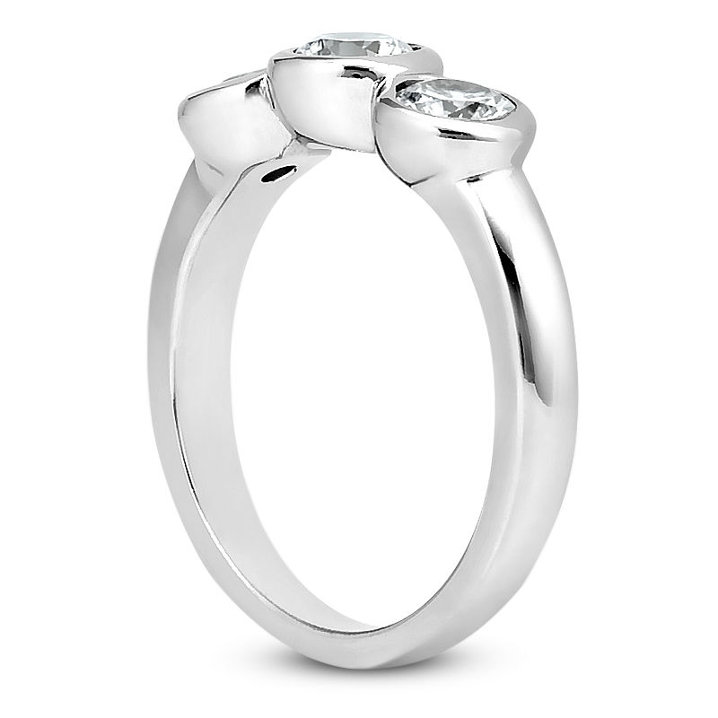 Thumbnail: Ladies White Gold Platinum Round Diamond Three Stones Engagement Ring ENR7661