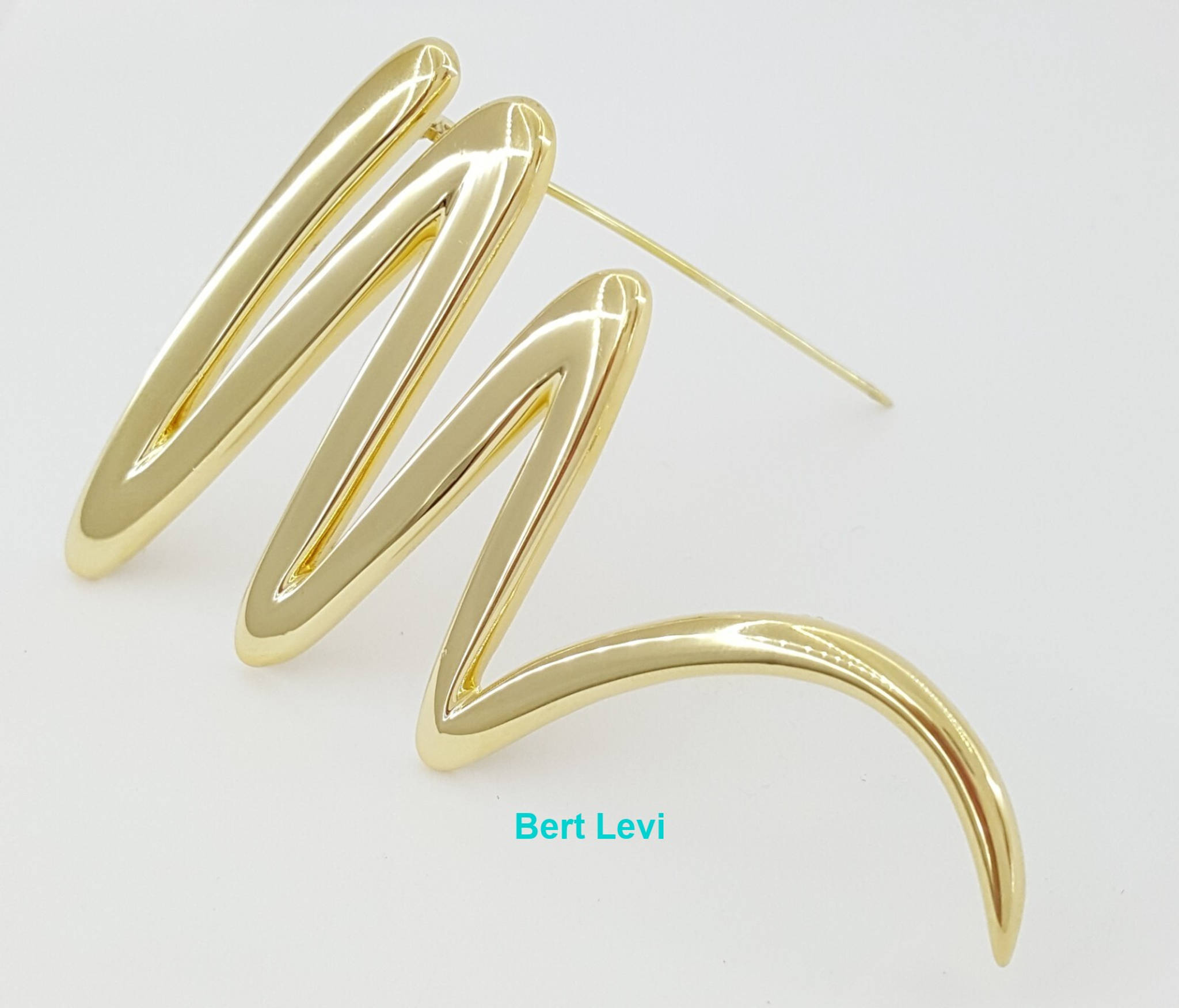1985 Tiffany & Co. Paloma Picasso ブローチ Tiffany & Co Paloma Picasso 18K Zig-Zag Squiggle… · $5,745
