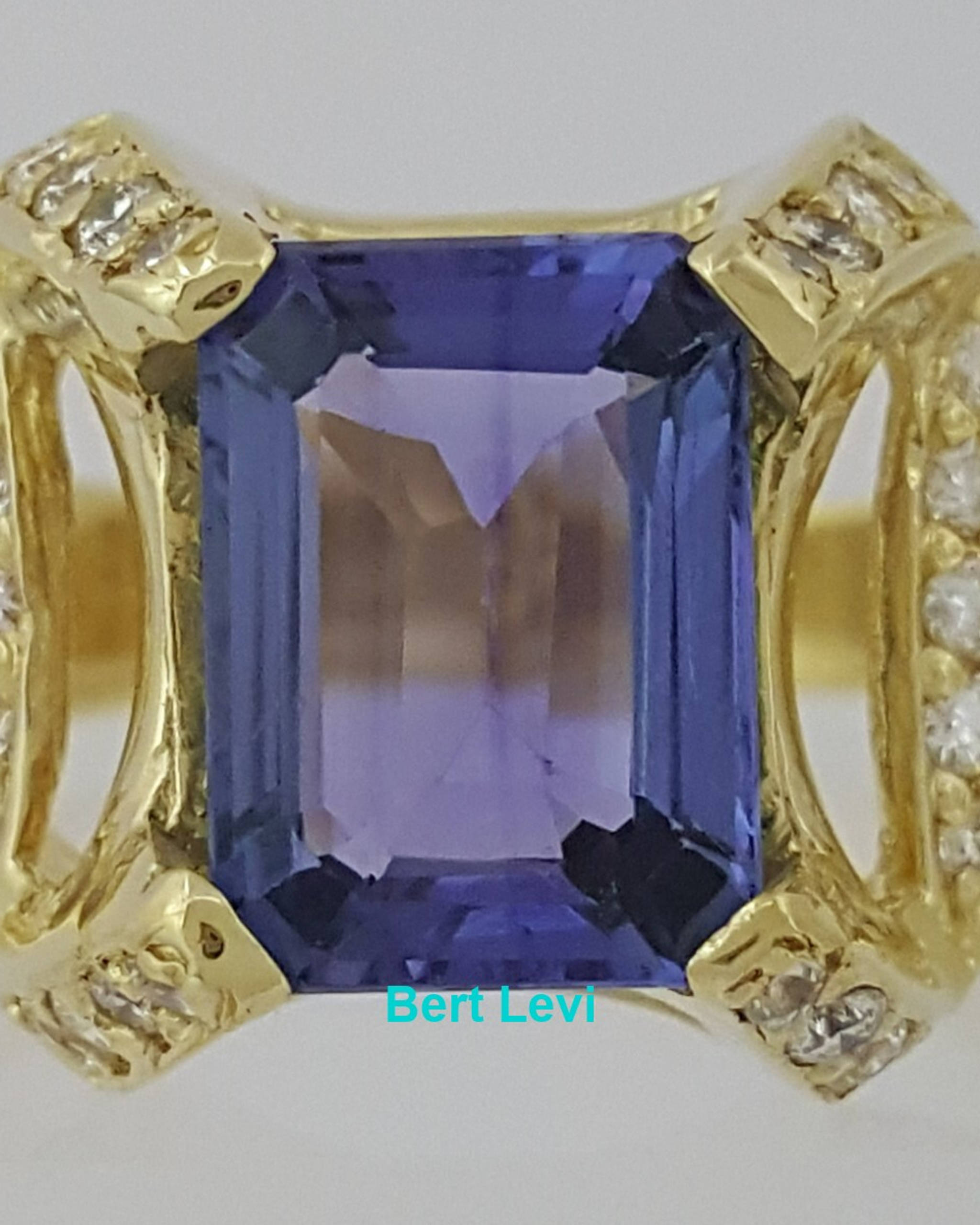 18K Yellow Gold 4.34 ct Natural Emerald Cut Tanzanite & Round Diamond Ring