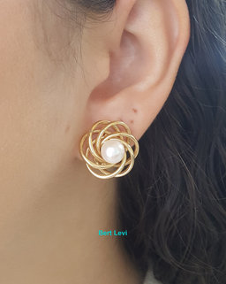 Akoya Pearl 14k Yellow Gold Spiral Omega Back Earrings 7.2 Grams 19.5 mm