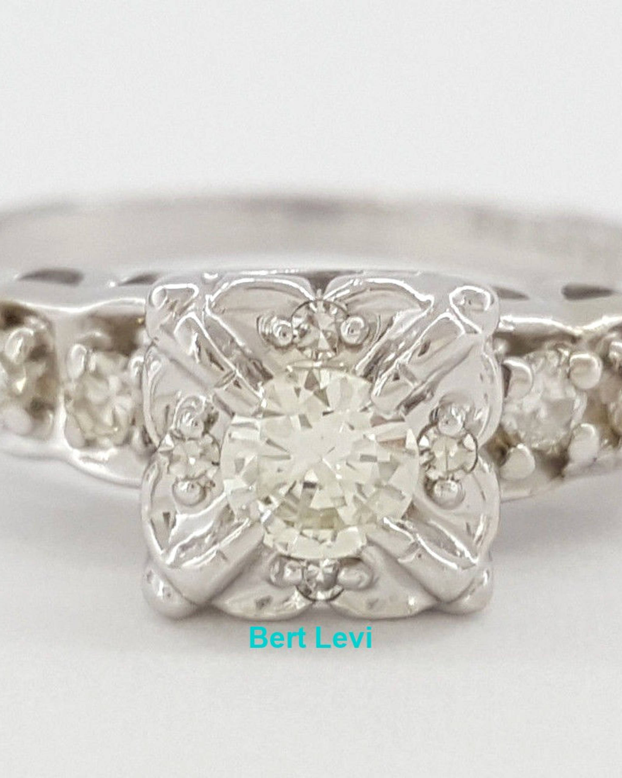 0.32 ct Antique / Vintage 14K White Gold Round Cut Diamond Engagement Ring 