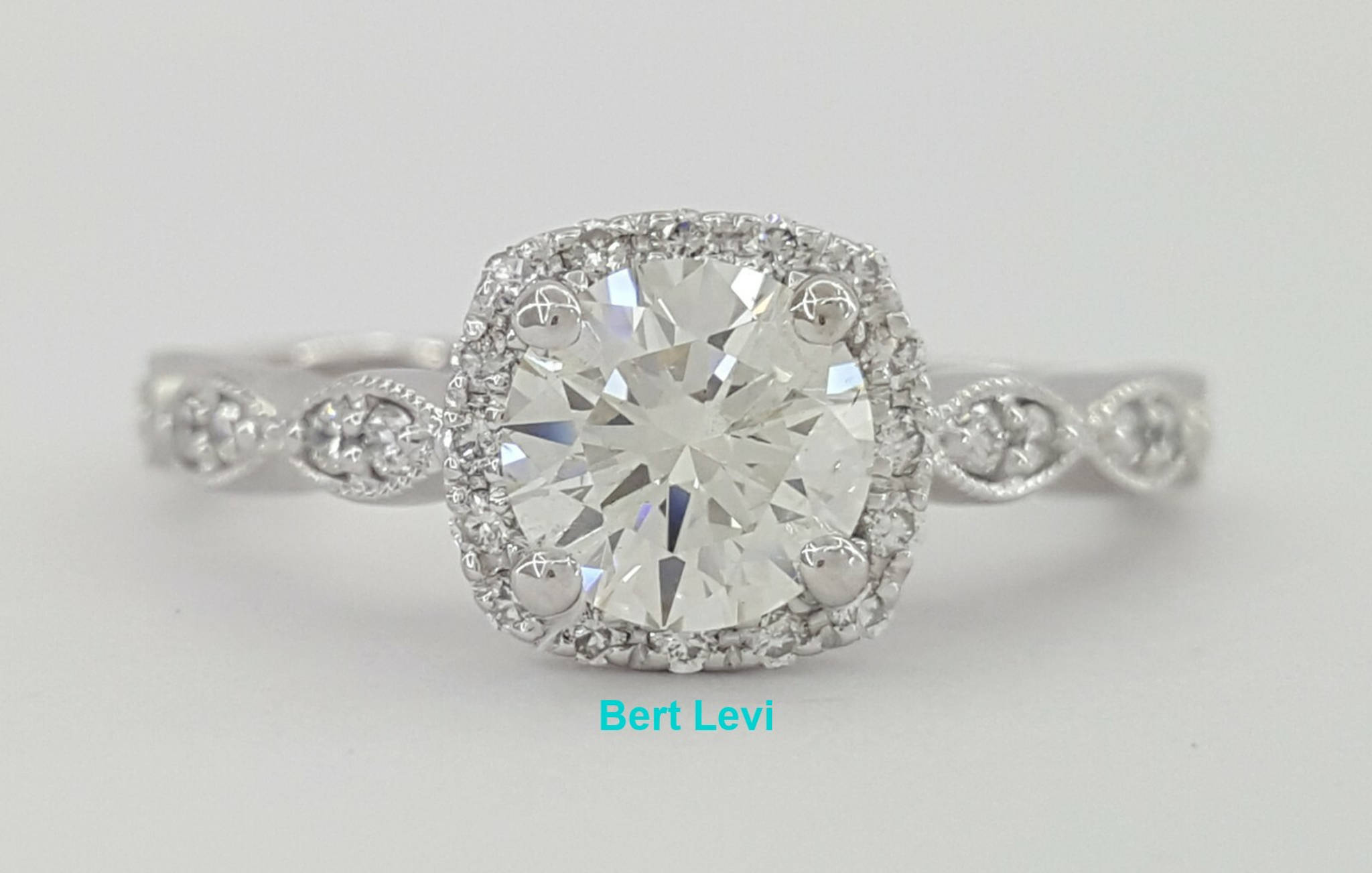 Platinum Round Brilliant Cut Diamond Halo Engagement Ring 1 ct Retail $6,000