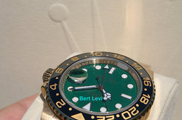 ROLEX 116718 GMT MASTER II 18K YELLOW GOLD GREEN DIAL