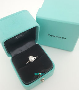 Tiffany & Co Oval Diamond Solitaire Platinum Engagement Ring 1 ct Rtl $14K