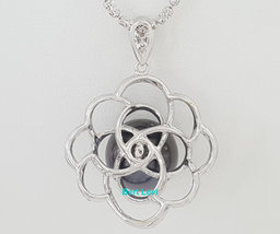 13.7 mm Tahitian Pearl & Diamond Flower Pendant Necklace 1.3 ct 18K Gold 18"