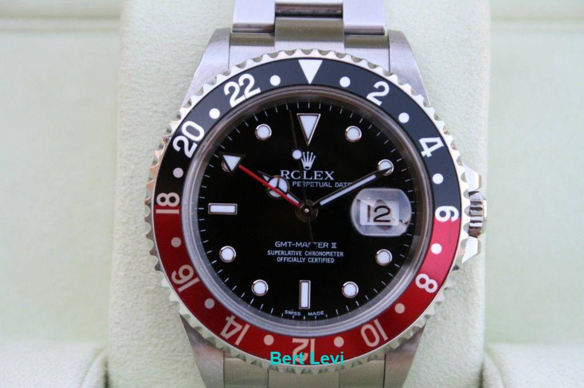 ROLEX GMT II RED AND BLACK “COKE” BEZEL Y SERIAL MODEL 16710 LUG HOLE