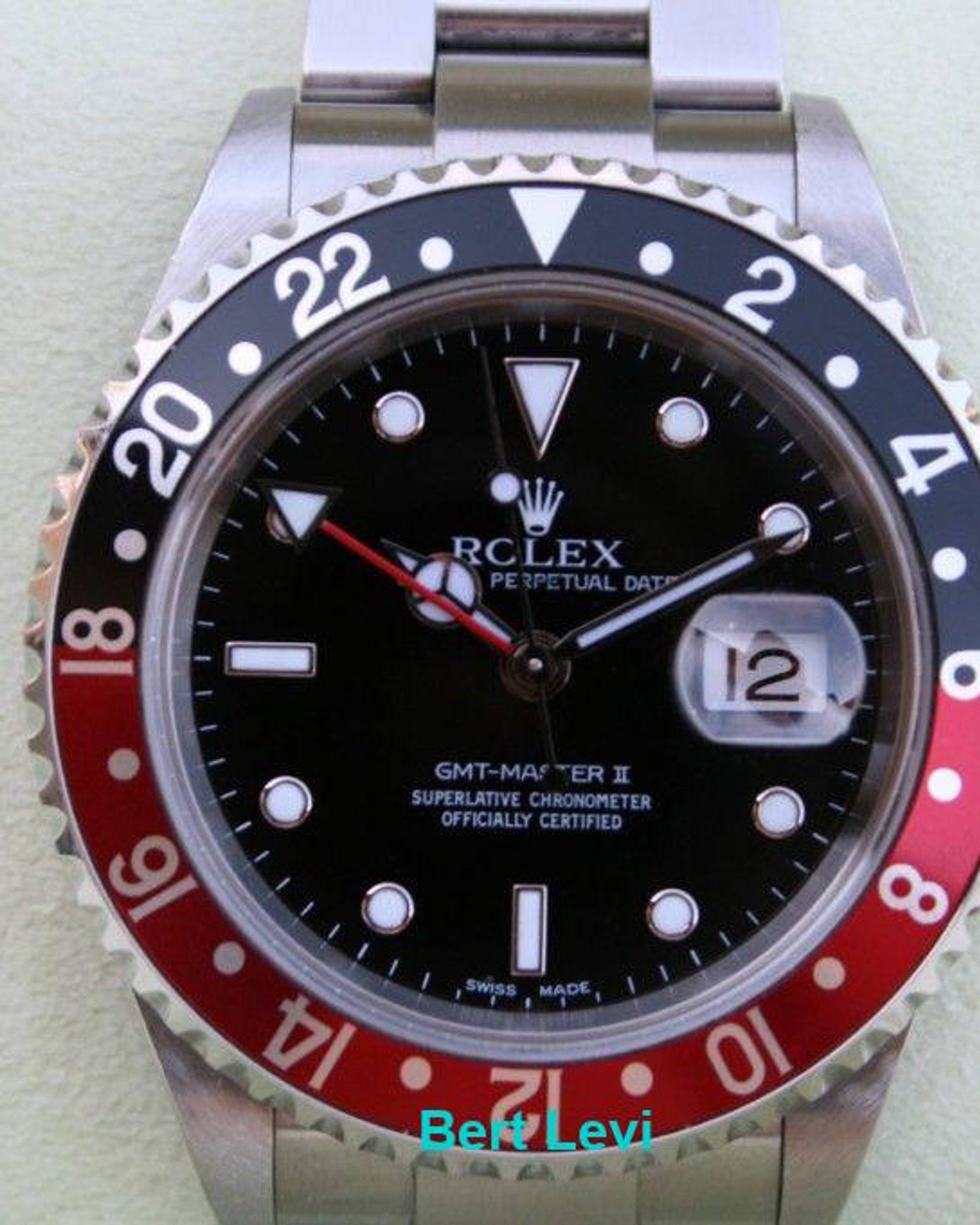 ROLEX GMT II RED AND BLACK “COKE” BEZEL Y SERIAL MODEL 16710 LUG HOLE