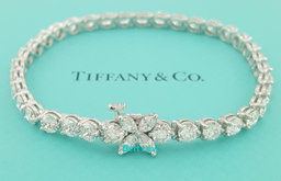 Tiffany & Co Victoria Diamond Bracelet 8.45 ct Platinum Retail $82.5K Box Papers