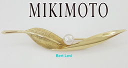 Vintage Mikimoto 18k Yellow Gold Leaf Akoya Pearl Pin Brooch 9.8 Grams