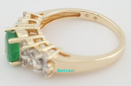 Oval Green Emerald & Diamond 10k Yellow Gold Ring 1ct