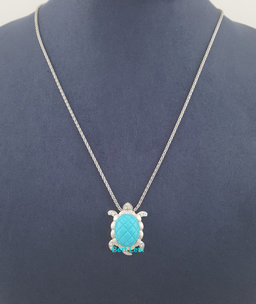 Sea Turtle Diamond Pendant Necklace 0.13 ct 18K White Gold 9.8 Grams Italy