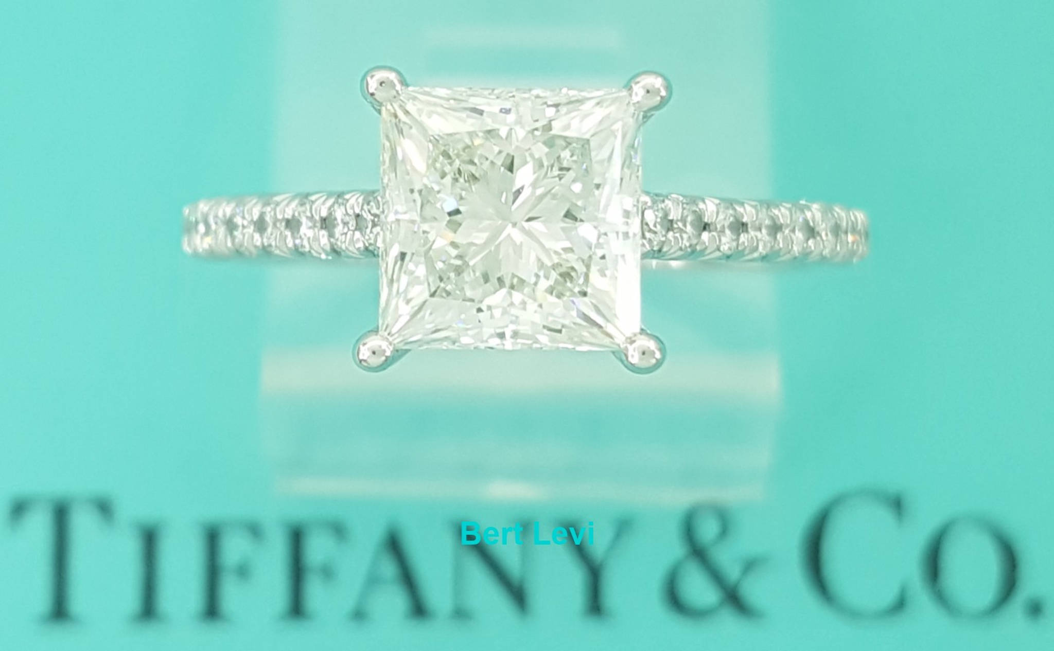 Tiffany & Co Novo Princess Cut Diamond Engagement Ring 1.7 ct Plat Retail $32.3K